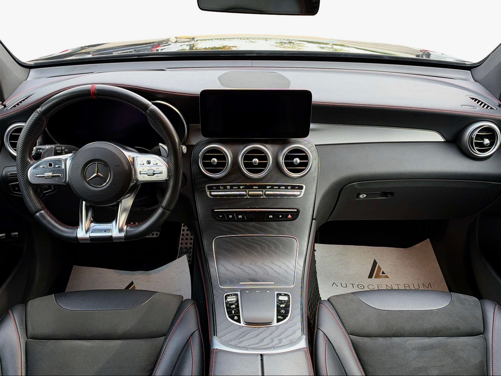 MERCEDES-BENZ GLC 43 AMG 4Matic 9G-Tronic-image-12