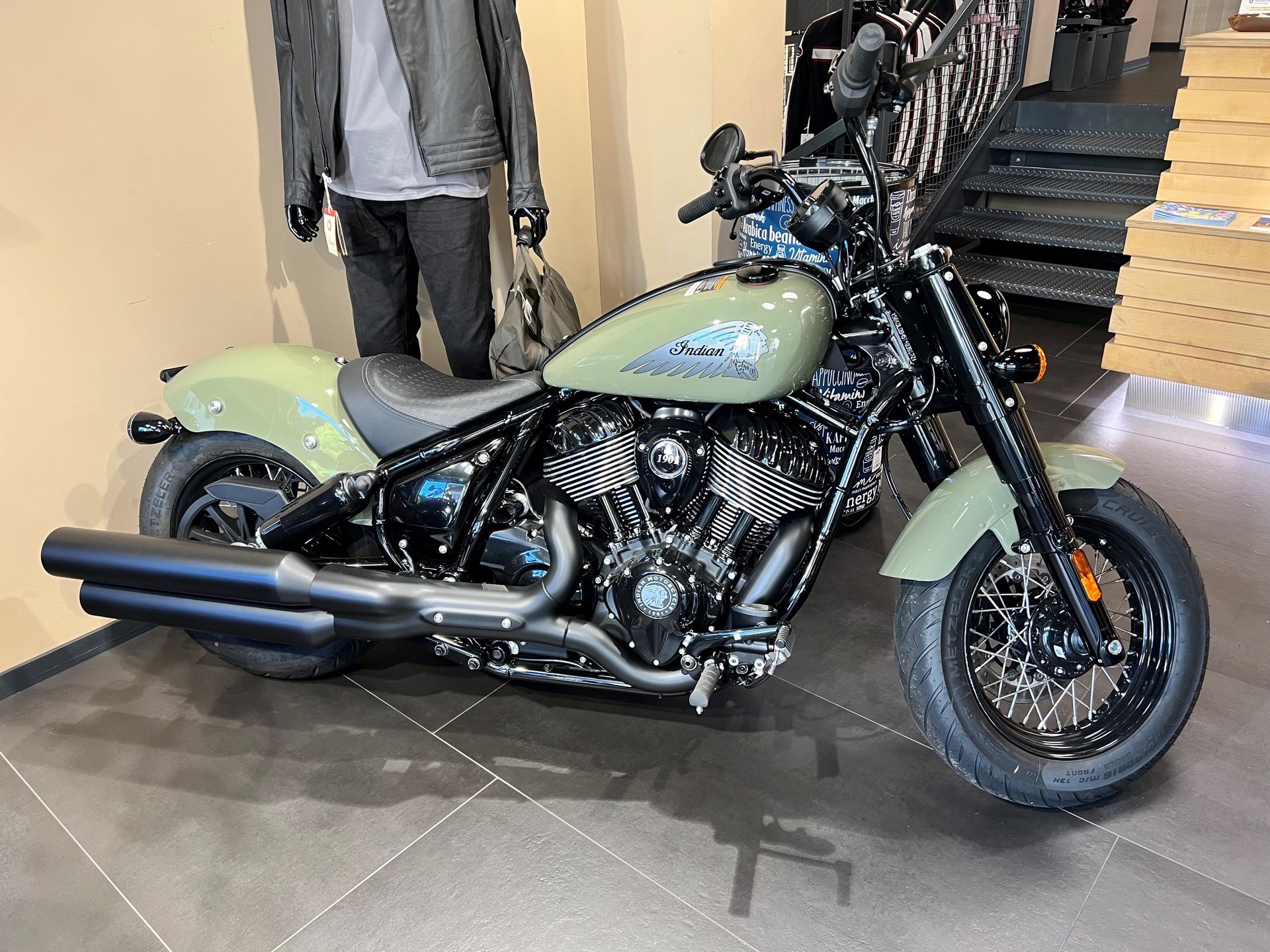 INDIAN Chief Bobber Dark Horse-image-0