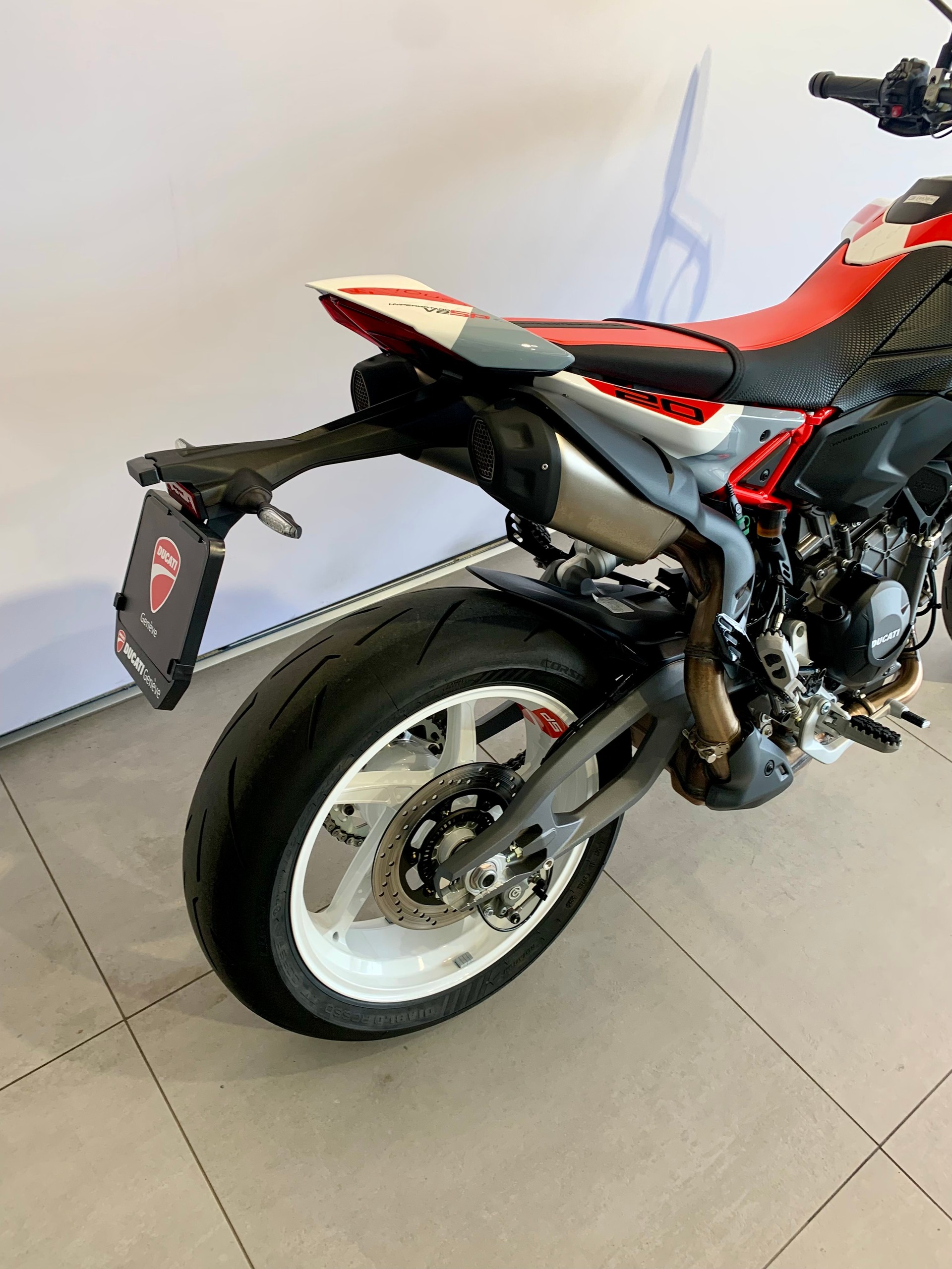DUCATI Hypermotard V2 SP-image-7