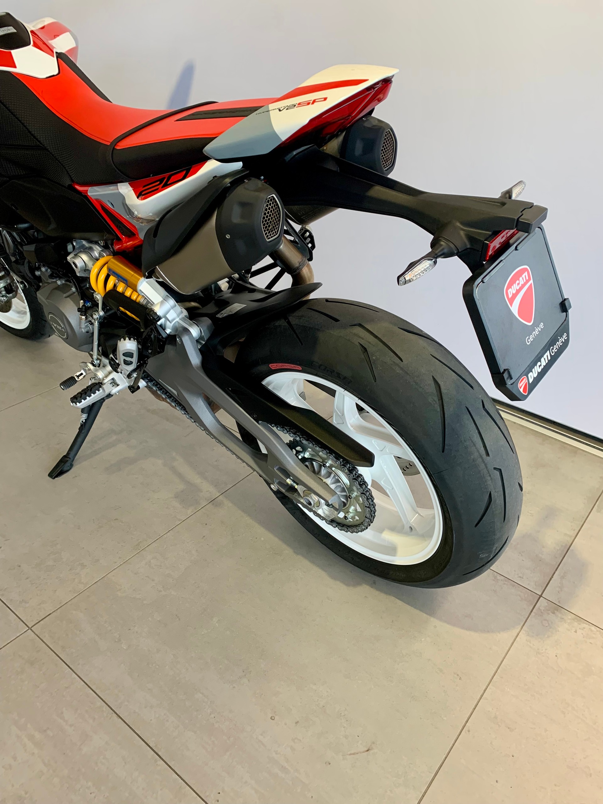 DUCATI Hypermotard V2 SP-image-8
