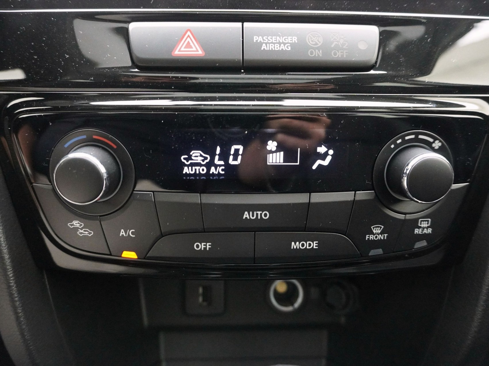 SUZUKI Vitara 1.4 T Piz Sulai Top Hybrid 4x4-image-17
