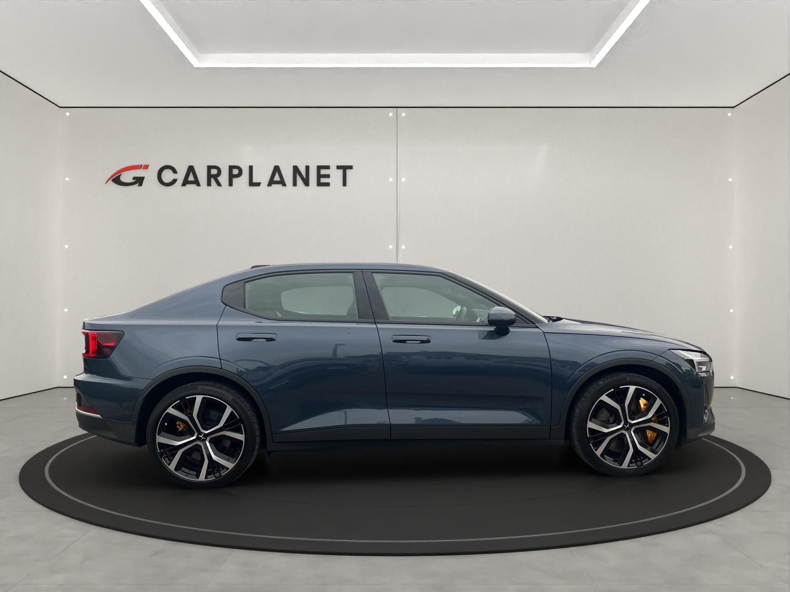 POLESTAR 2 Long Range Dual Motor-showroom-element-2