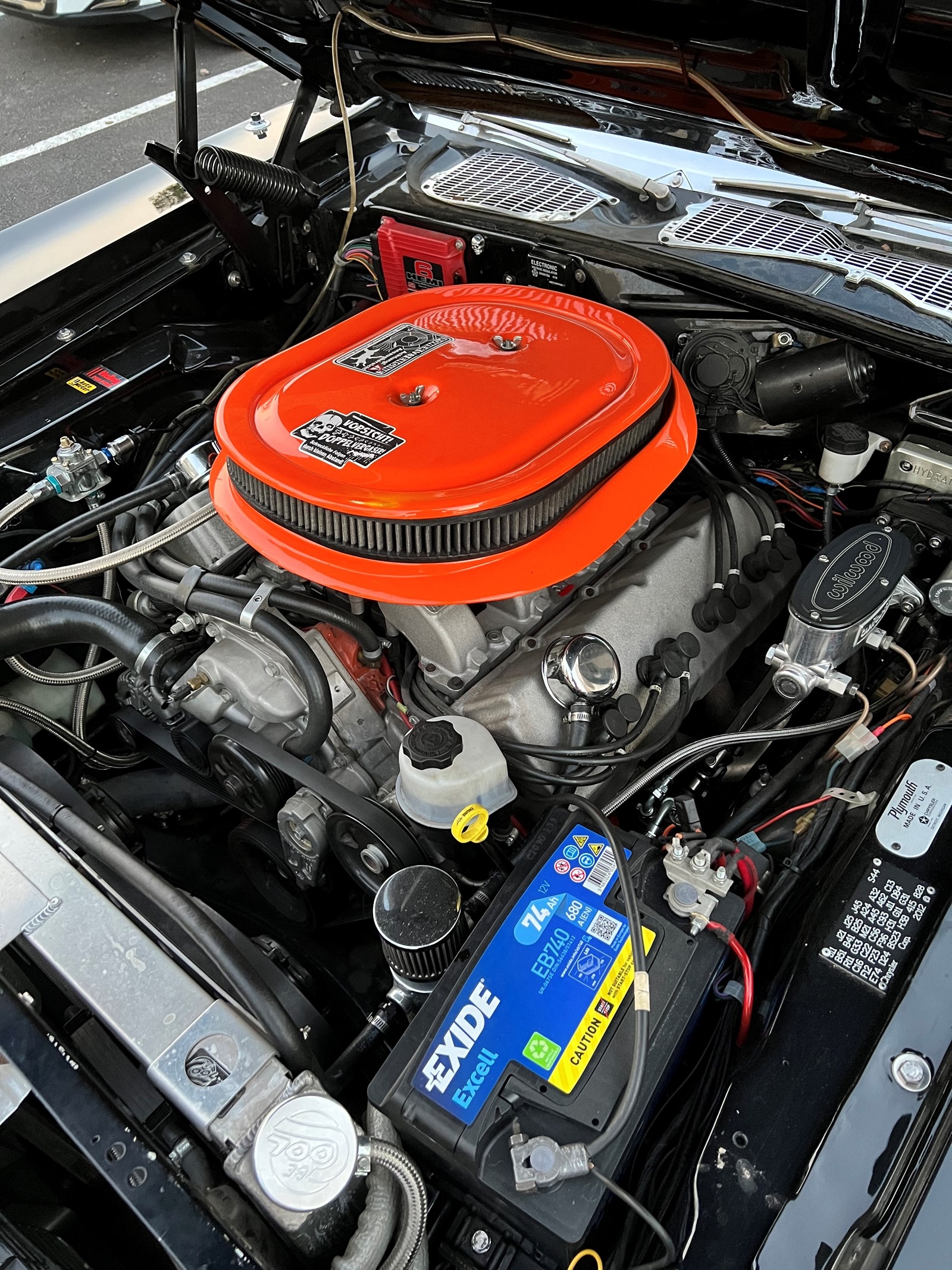 PLYMOUTH Cuda-image-5