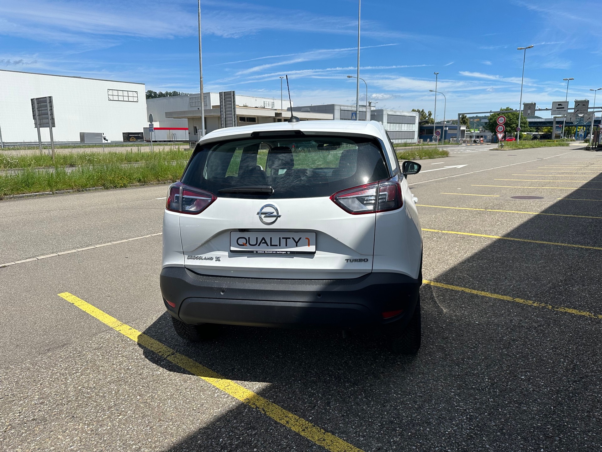 OPEL Crossland X 1.2i TP Enjoy Automatik-image-4