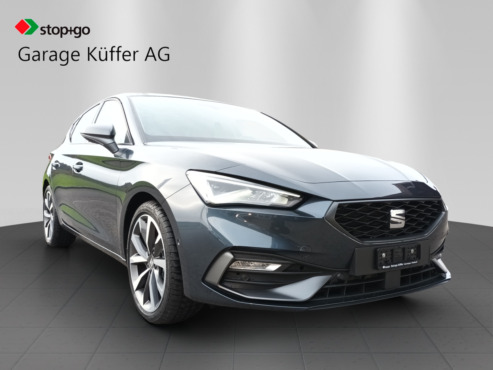 SEAT Leon 1.5 eTSI mHEV DSG FR-showroom-element-2