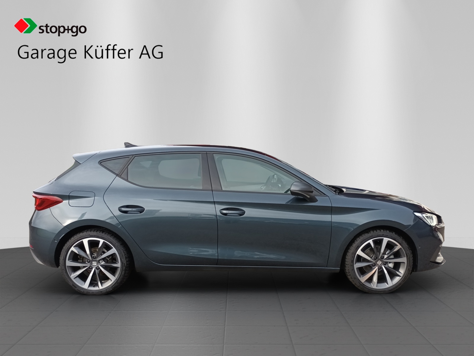 SEAT Leon 1.5 eTSI mHEV DSG FR-showroom-element-3