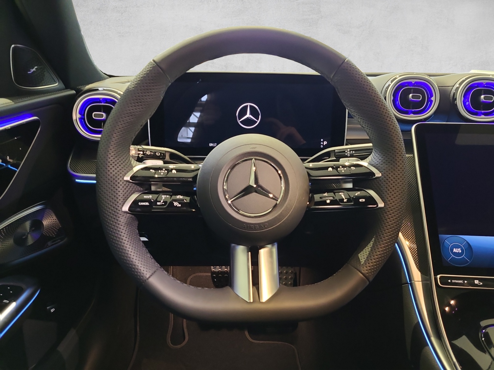 MERCEDES-BENZ C 200 T 4 Matic-image-12
