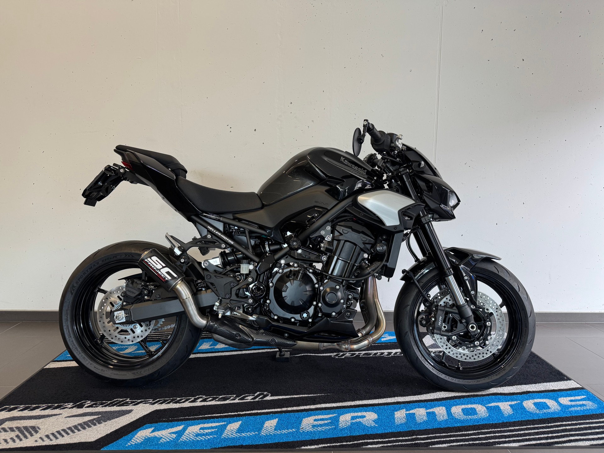 KAWASAKI Z 900 Platin Edition-image-0
