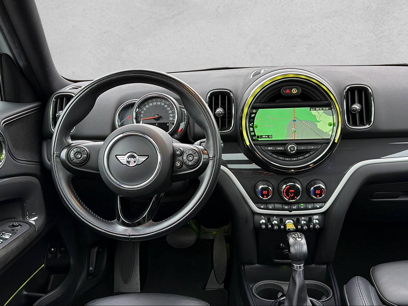 MINI Countryman Cooper S E ALL4 Steptronic-image-8