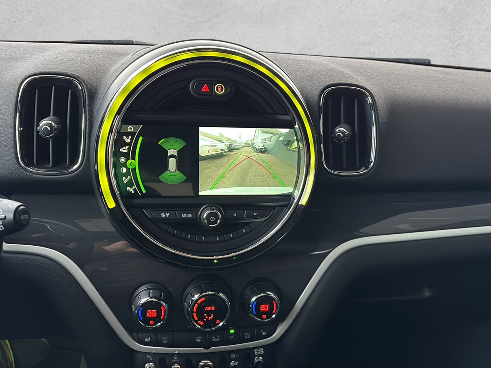 MINI Countryman Cooper S E ALL4 Steptronic-image-7