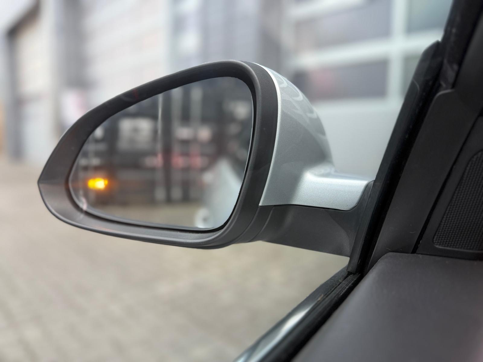 OPEL Insignia 1.6 Turbo Edition Automatic-image-18