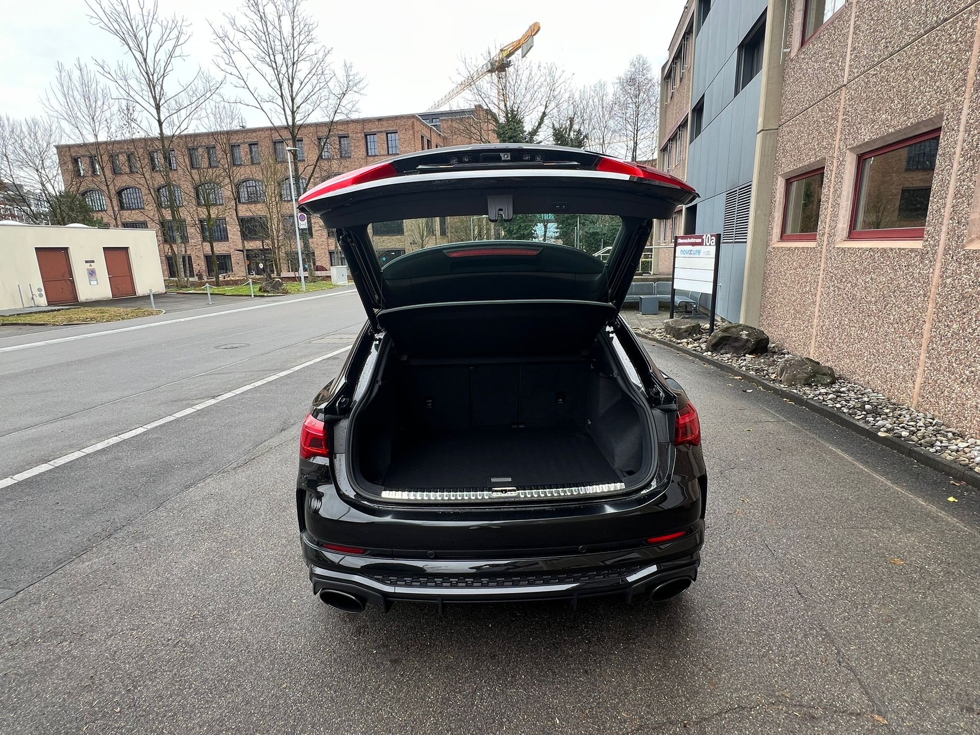 AUDI RS Q3 Sportback quattro S tronic-image-7
