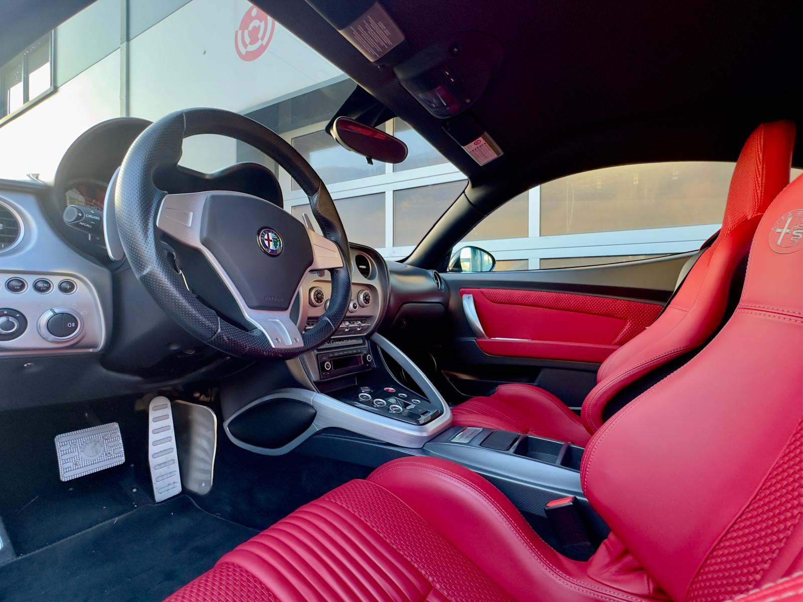 ALFA ROMEO 8C Competizione-image-7