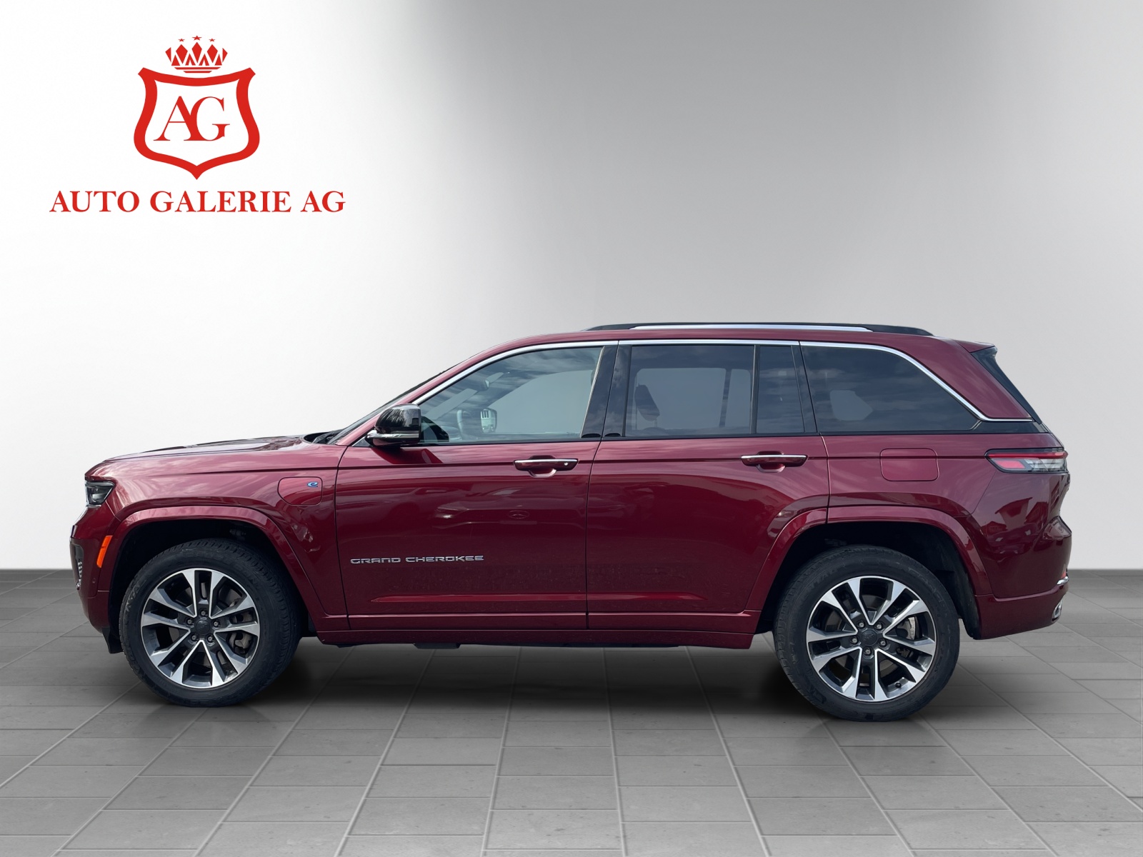 JEEP Grand Cherokee 2.0 Plug-in-Hybrid Overland 4xe-showroom-element-1