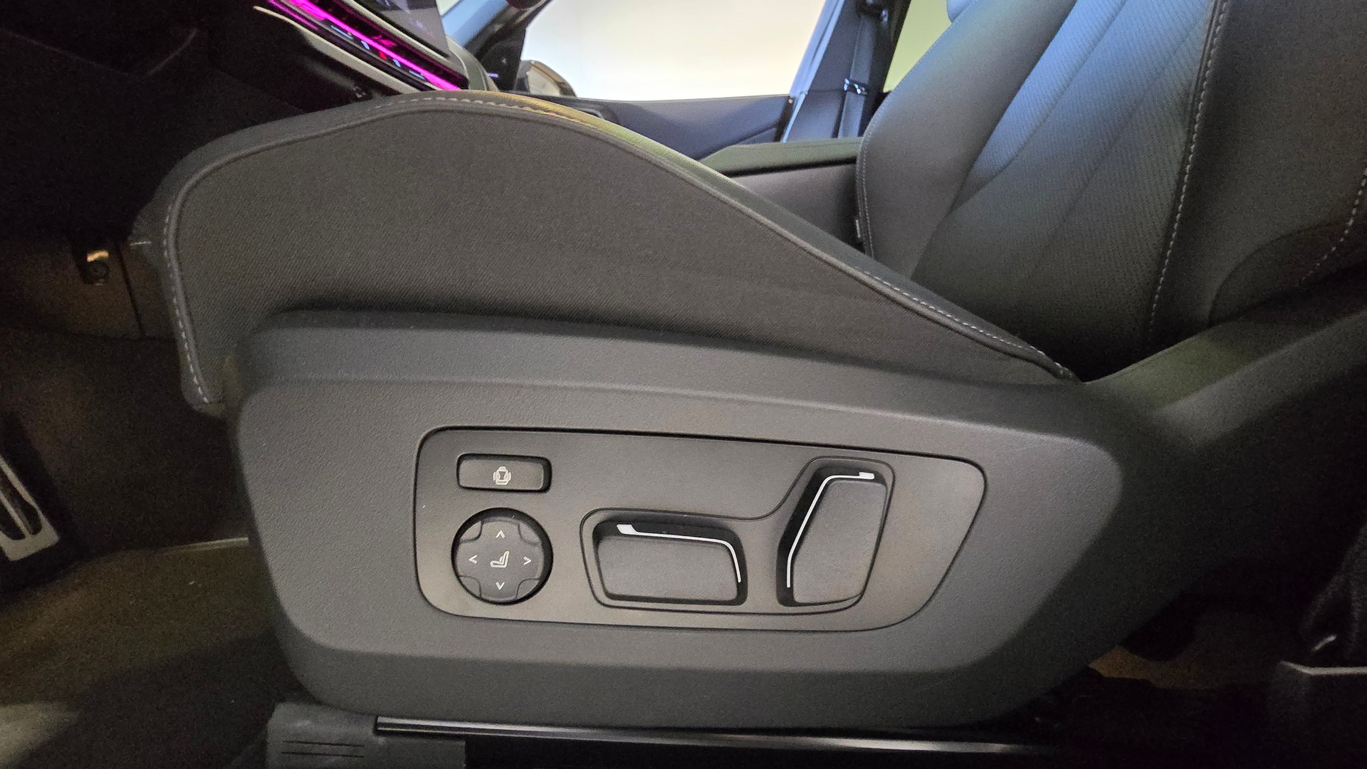 BMW X3 xDrive 48V 20d M Sport-image-10