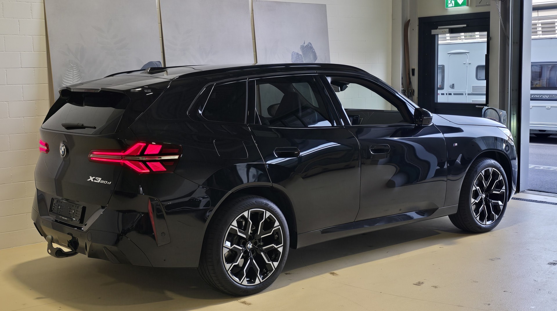 BMW X3 xDrive 48V 20d M Sport-showroom-element-3