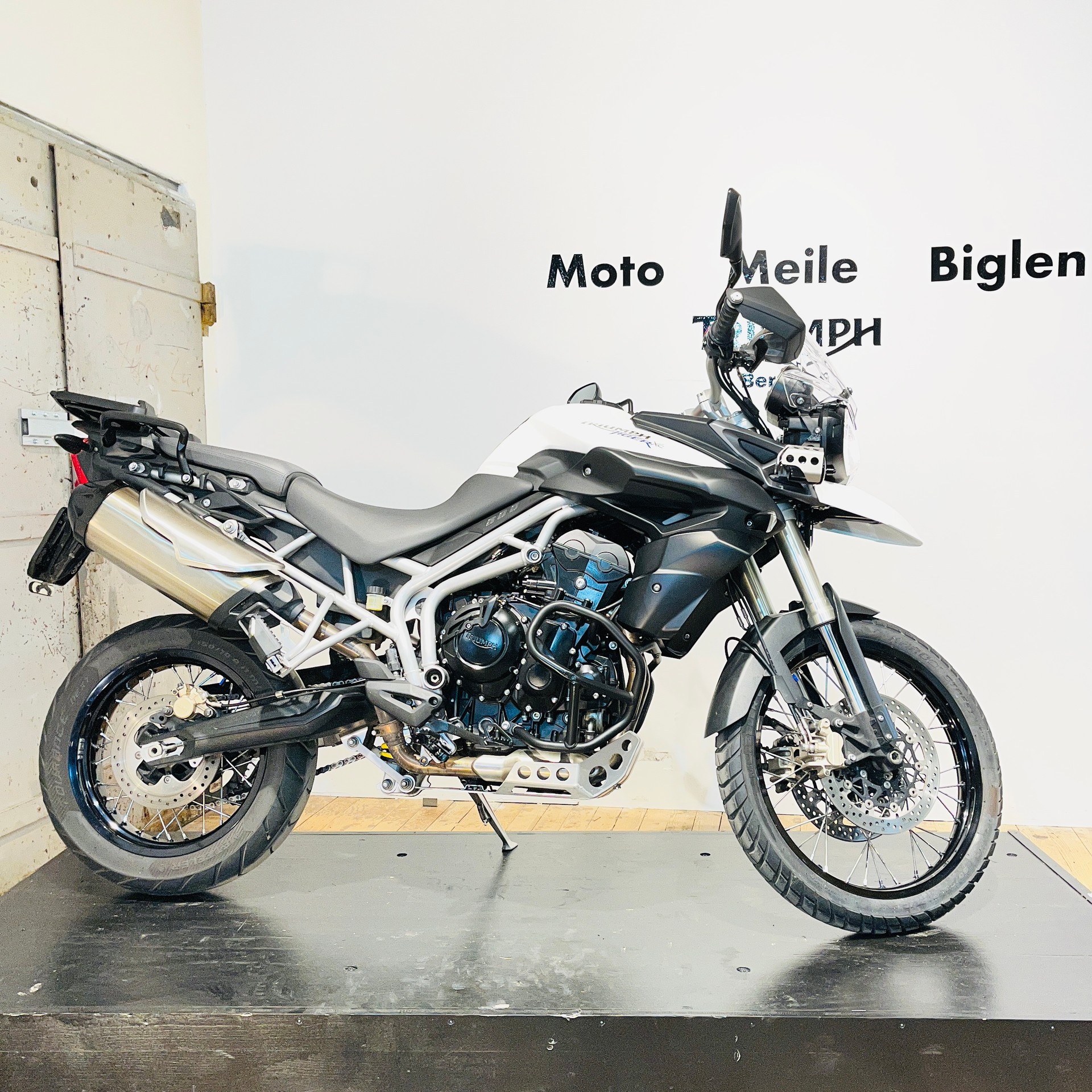 TRIUMPH Tiger 800 XC-image-1