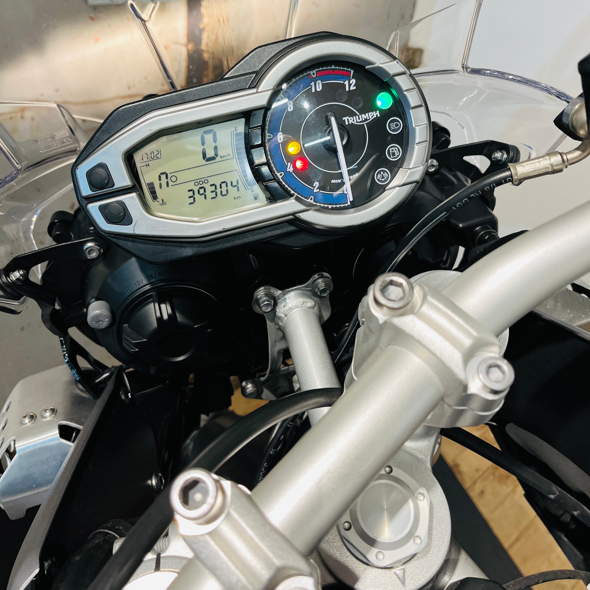 TRIUMPH Tiger 800 XC-image-9