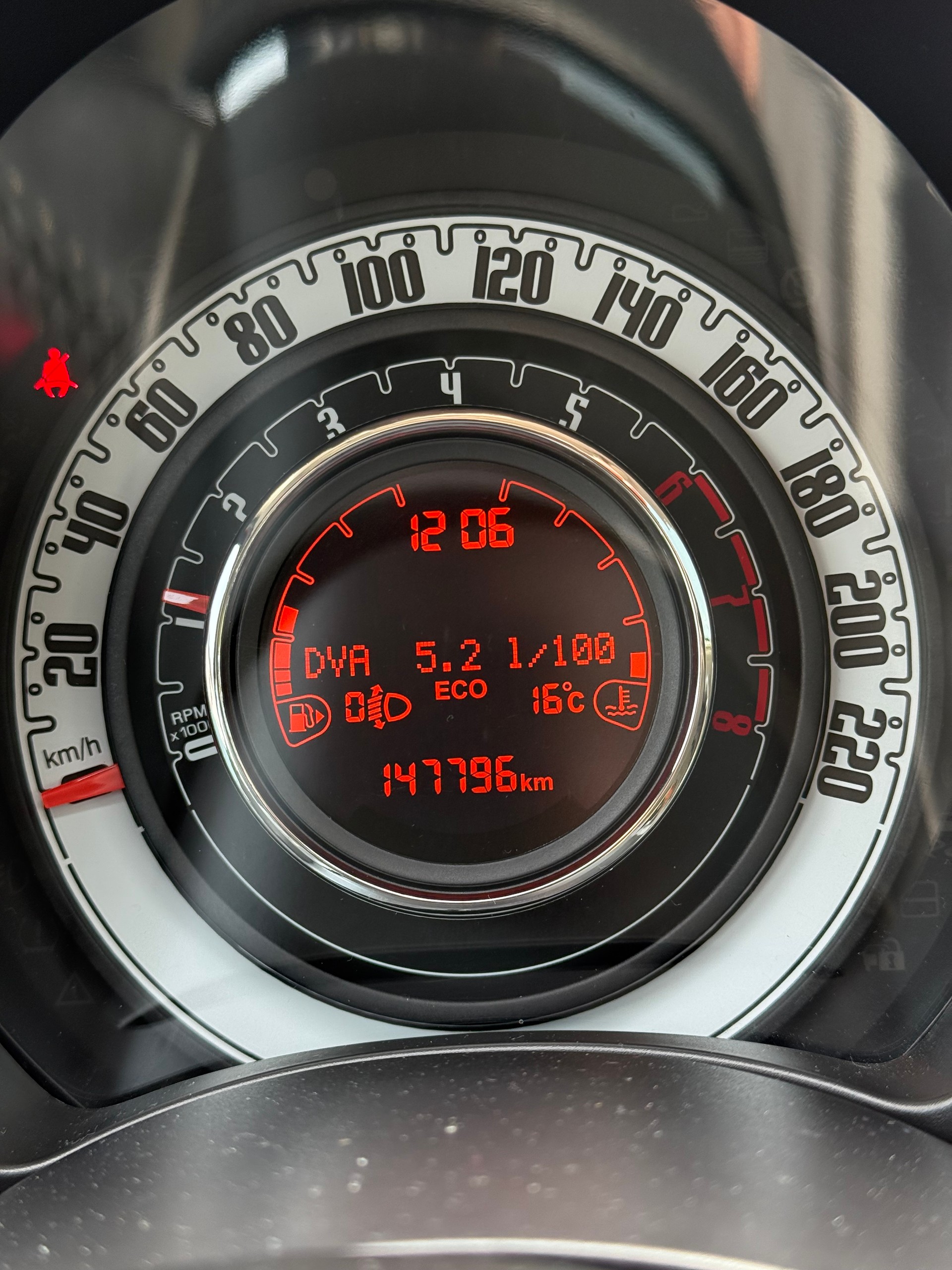 FIAT 500 0.9 Twinair Turbo Lounge-image-8
