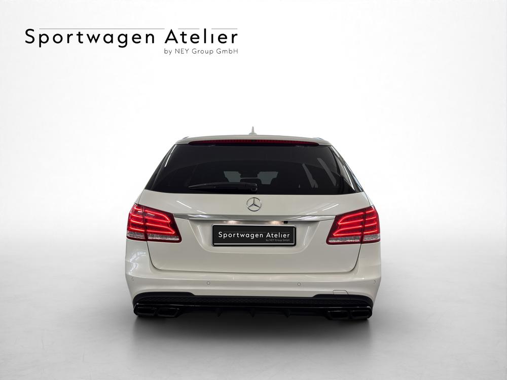 MERCEDES-BENZ E 63 AMG 4Matic Speedshift-showroom-element-3