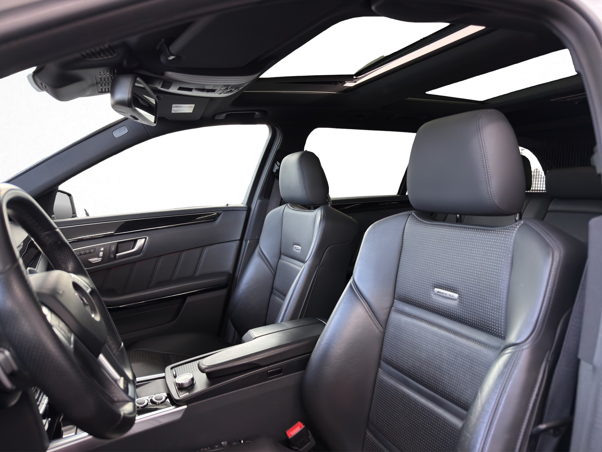 MERCEDES-BENZ E 63 AMG 4Matic Speedshift-image-18