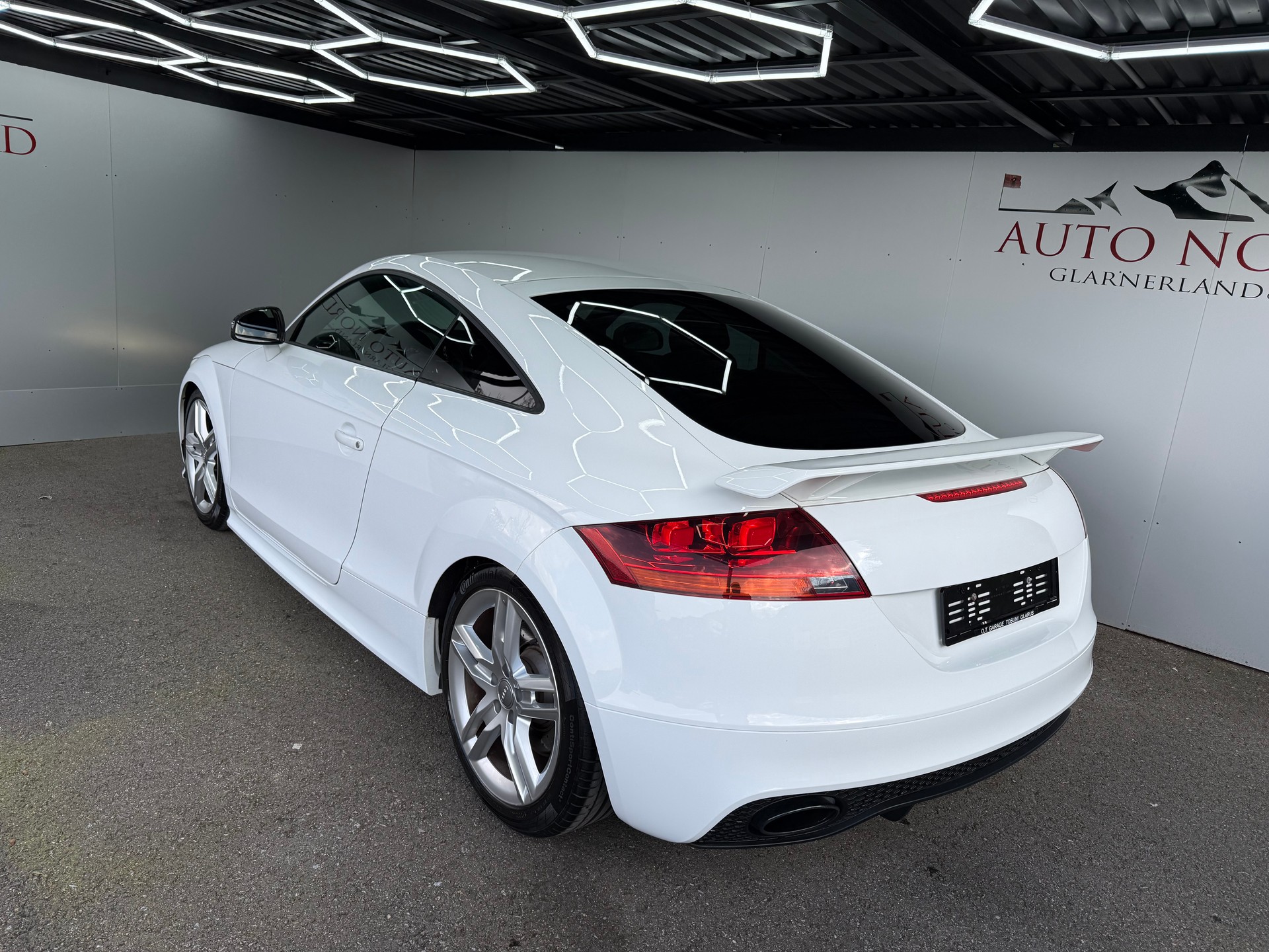 AUDI TT RS Coupé 2.5 TFSI quattro S-tronic-showroom-element-3