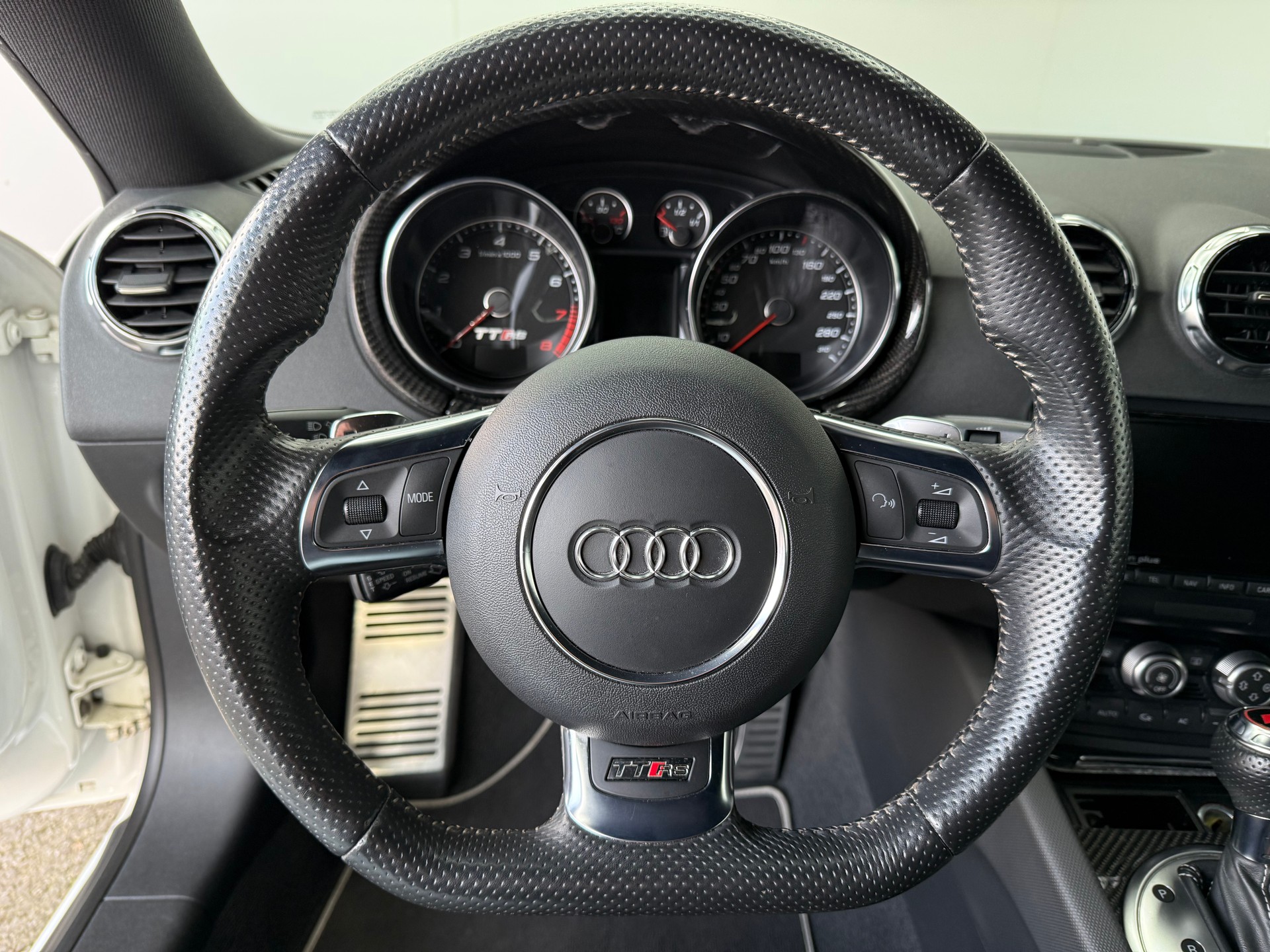 AUDI TT RS Coupé 2.5 TFSI quattro S-tronic-image-14