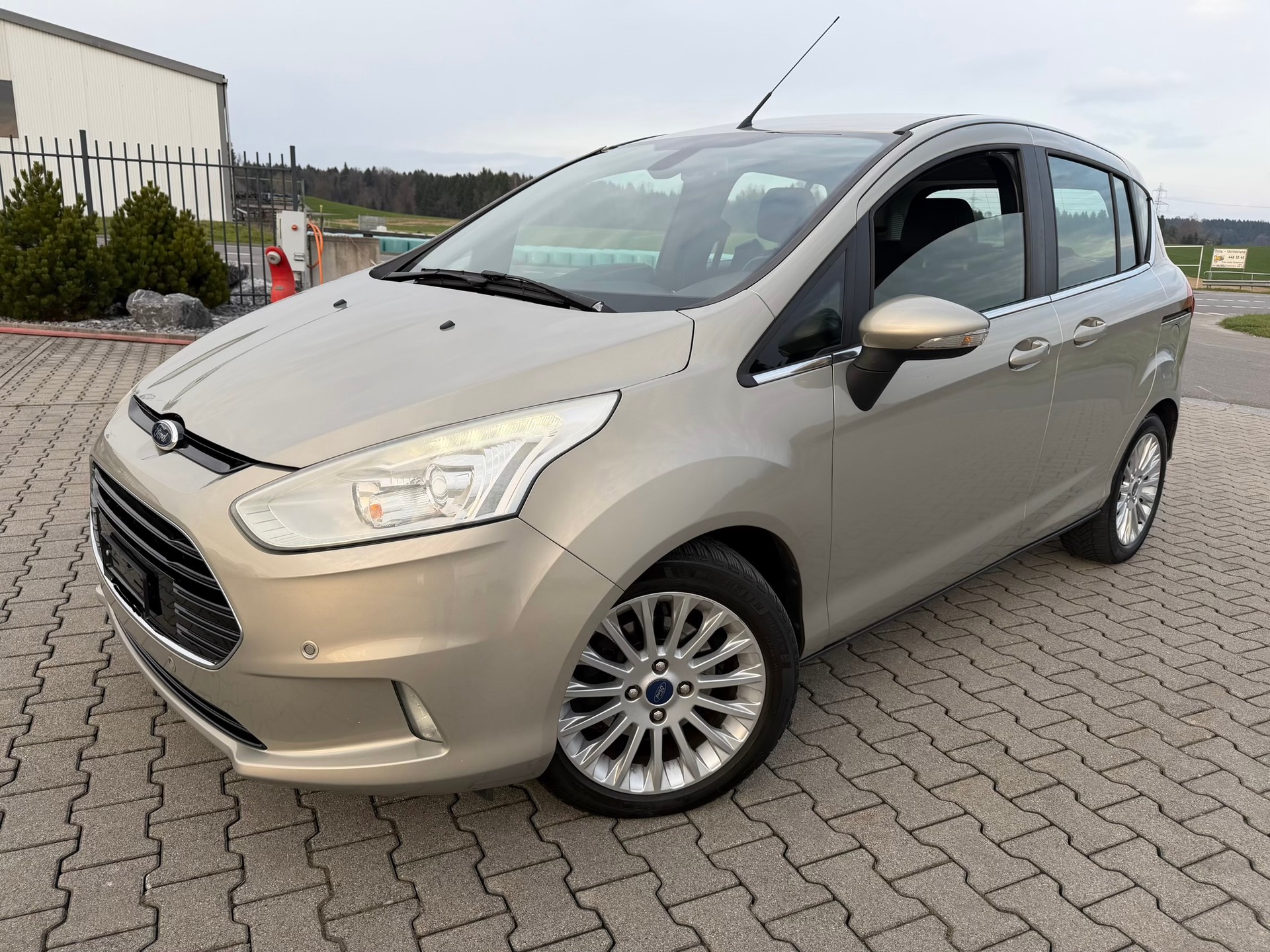 FORD B-Max 1.6 Ti-VCT Trend PowerShift
