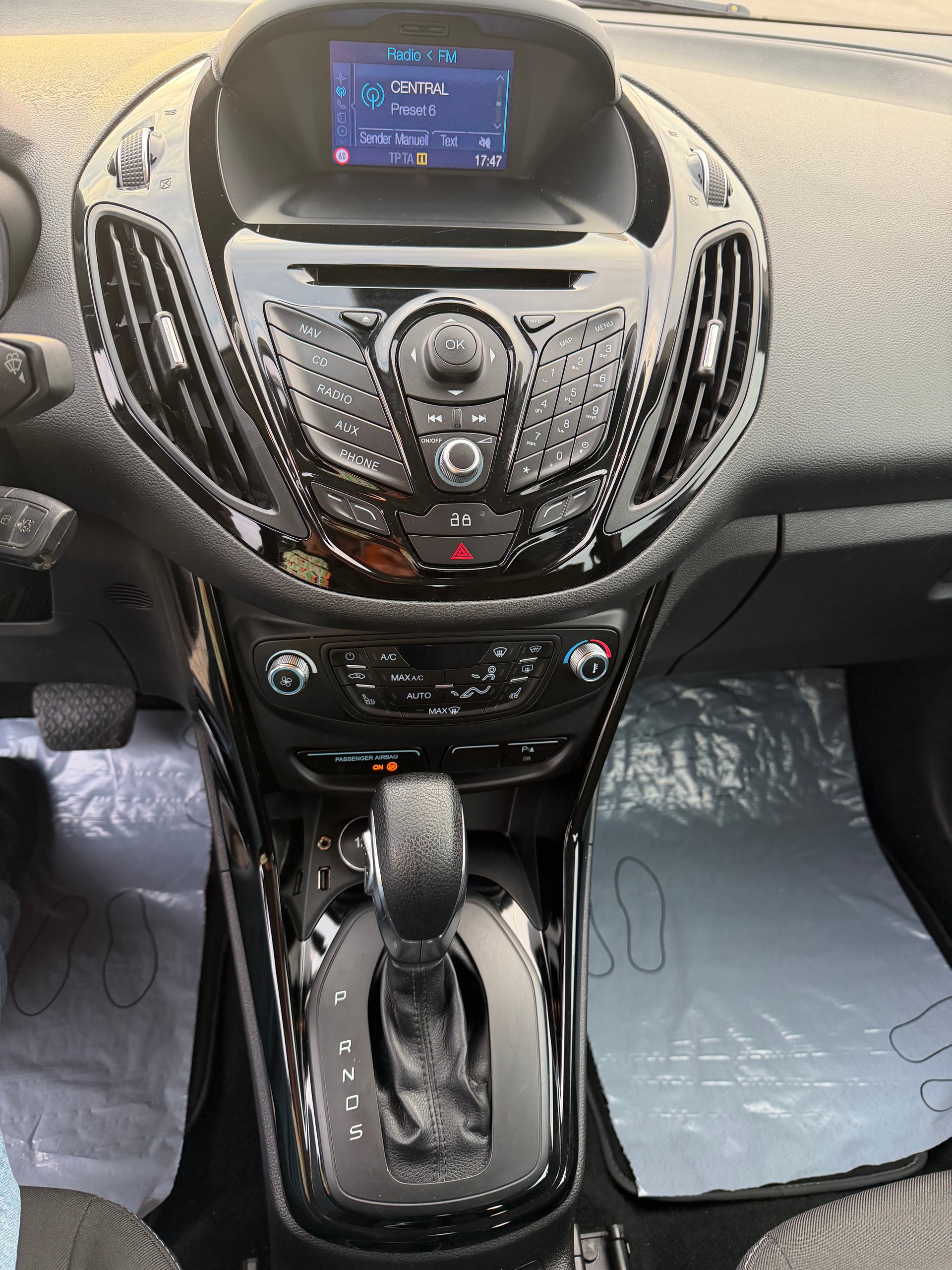 FORD B-Max 1.6 Ti-VCT Trend PowerShift-image-9