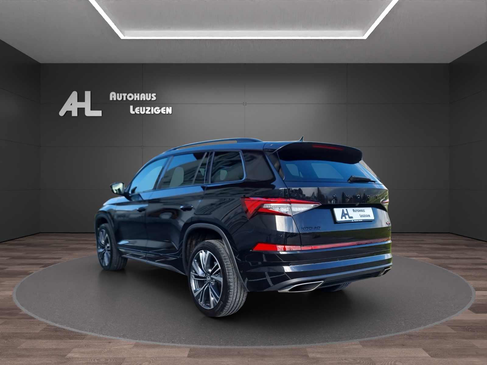 SKODA Kodiaq 2.0 TSI 4x4 RS-image-2