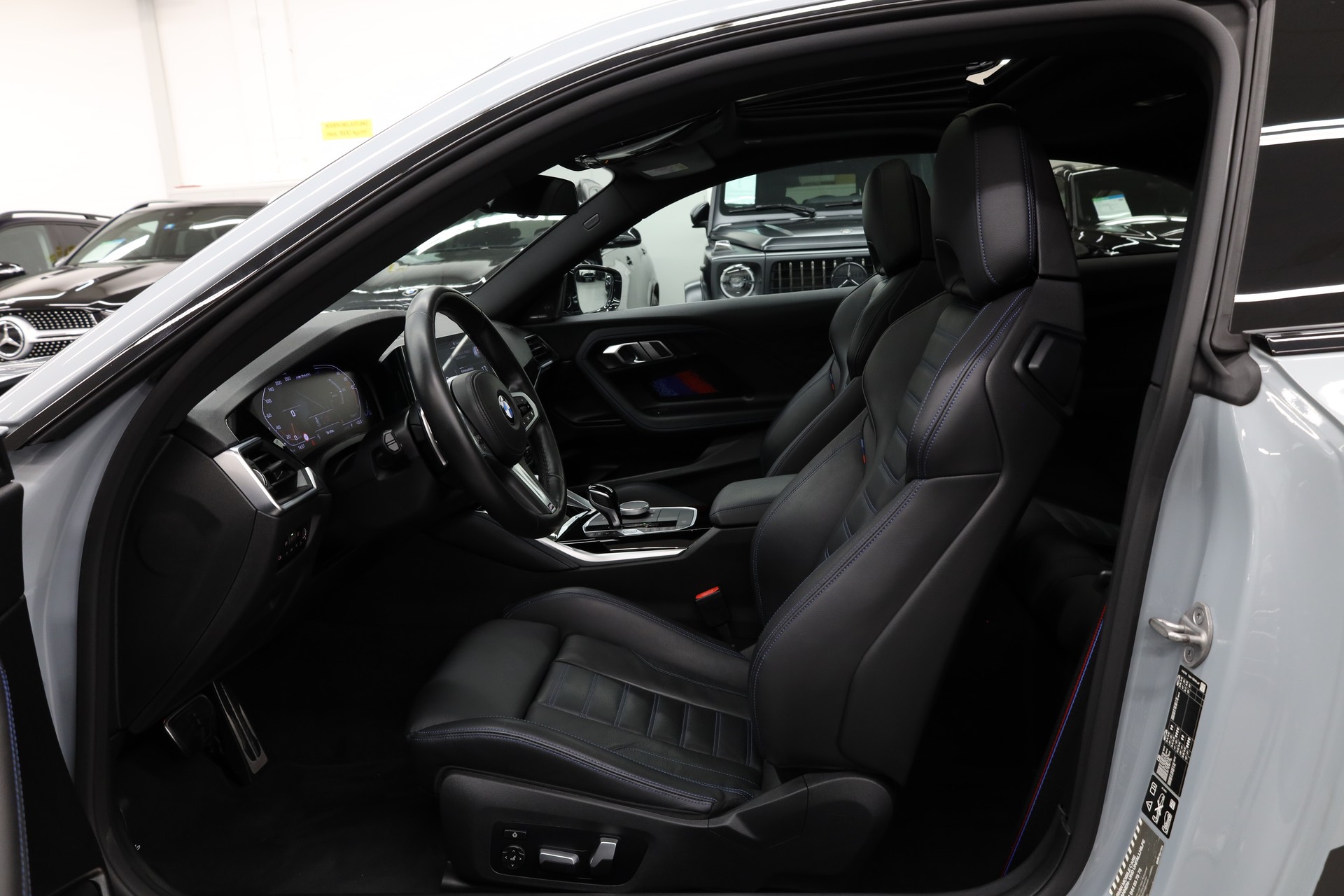 BMW M240i xDrive Coupé-image-14