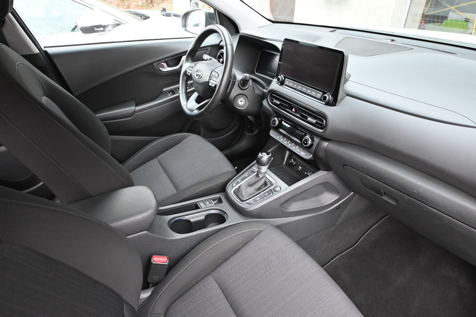 HYUNDAI Kona 1.6 T-GDi Amplia 4WD DCT-image-9