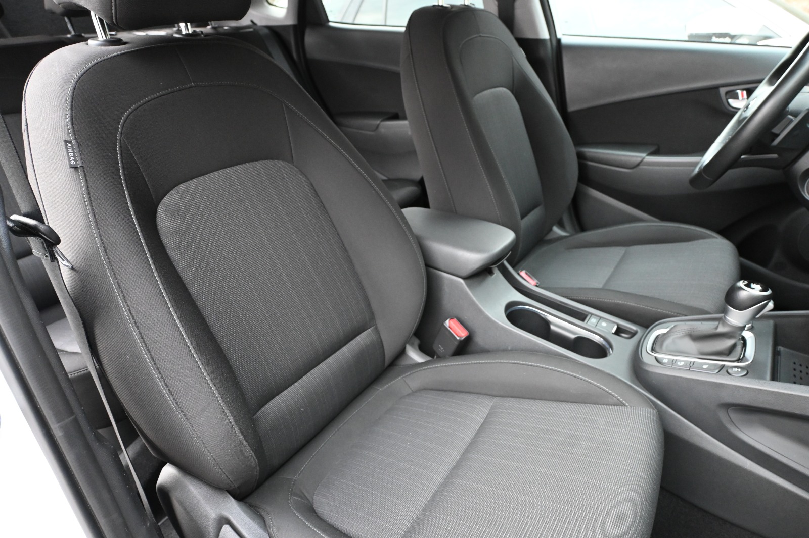 HYUNDAI Kona 1.6 T-GDi Amplia 4WD DCT-image-13