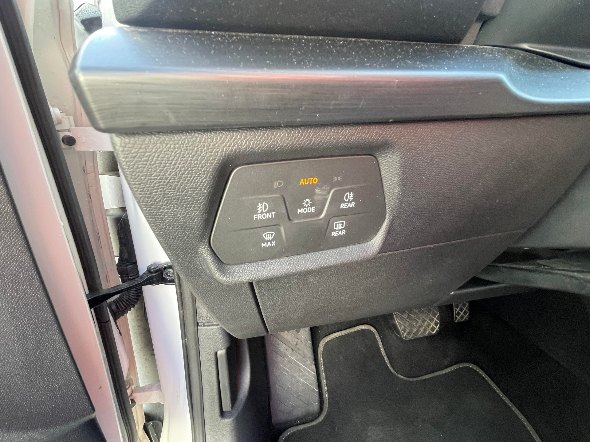 CUPRA Formentor 1.5 TSI DSG-image-13