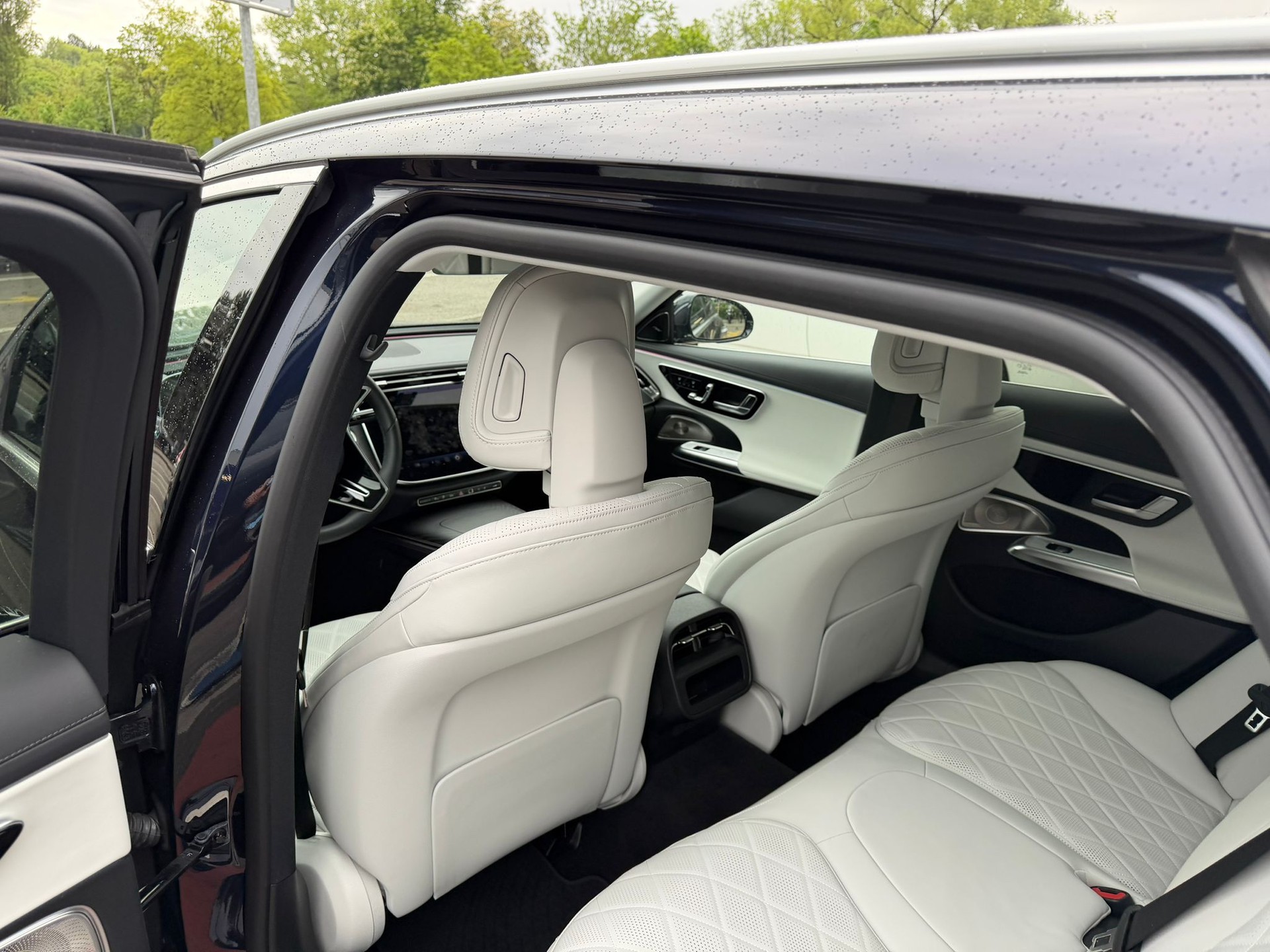 MERCEDES-BENZ Mercedes-Benz E 300 e T-Modell-image-5