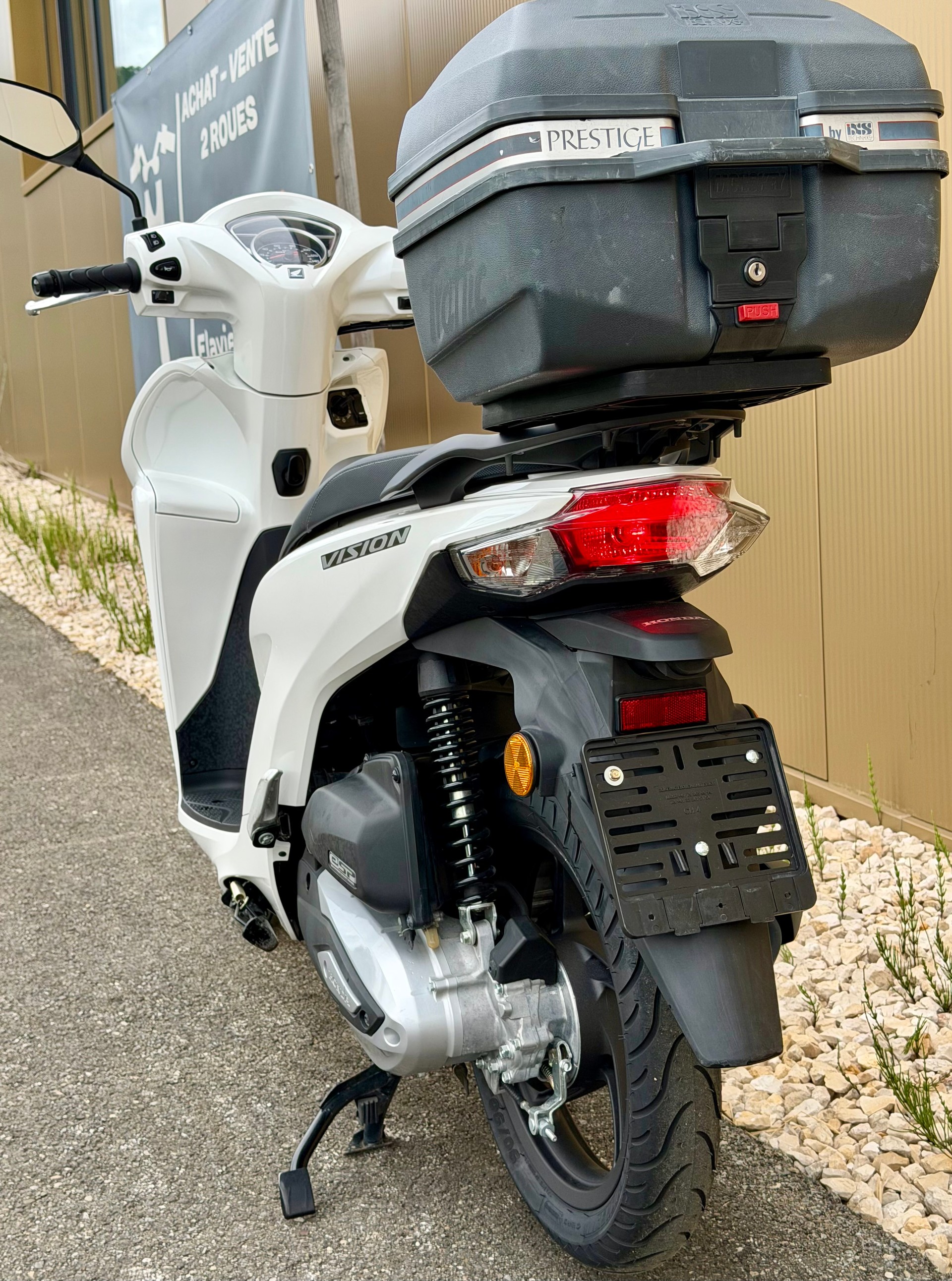 HONDA NSC Vision 110-image-12