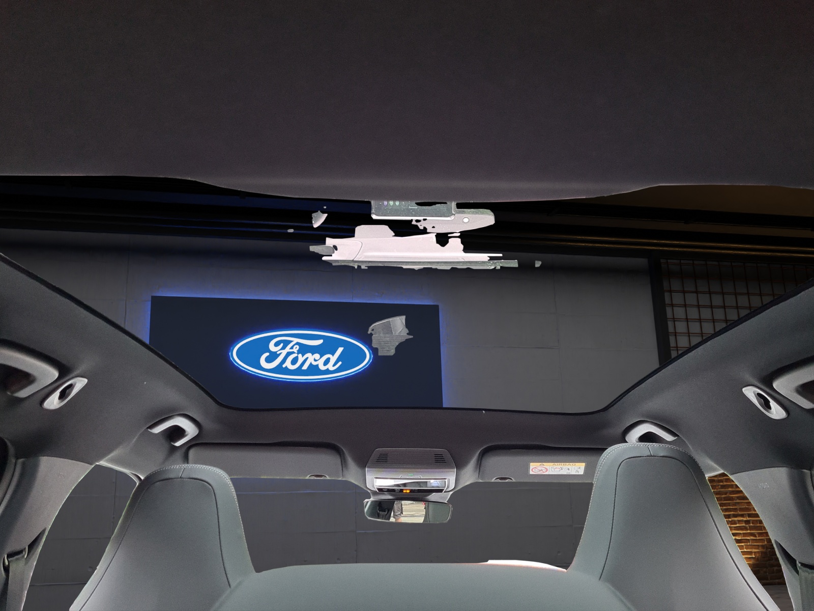 FORD Explorer Extended Range (79 kWh) Premium 4x4 AUTOMAT-image-9