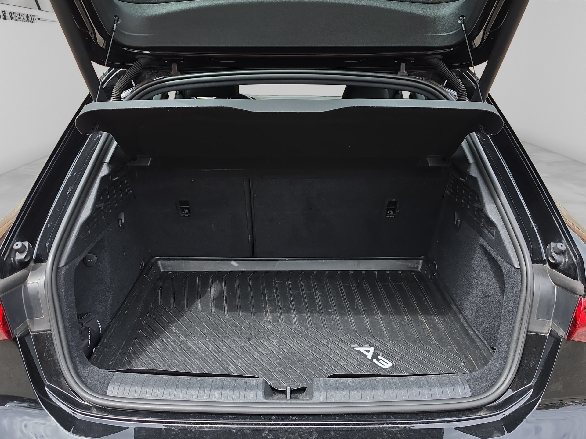 AUDI A3 Sportback 35 TFSI advanced Attraction S-tronic-image-15