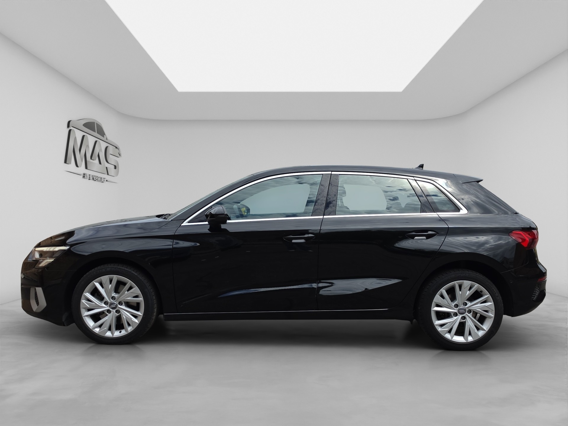 AUDI A3 Sportback 35 TFSI advanced Attraction S-tronic-showroom-element-2