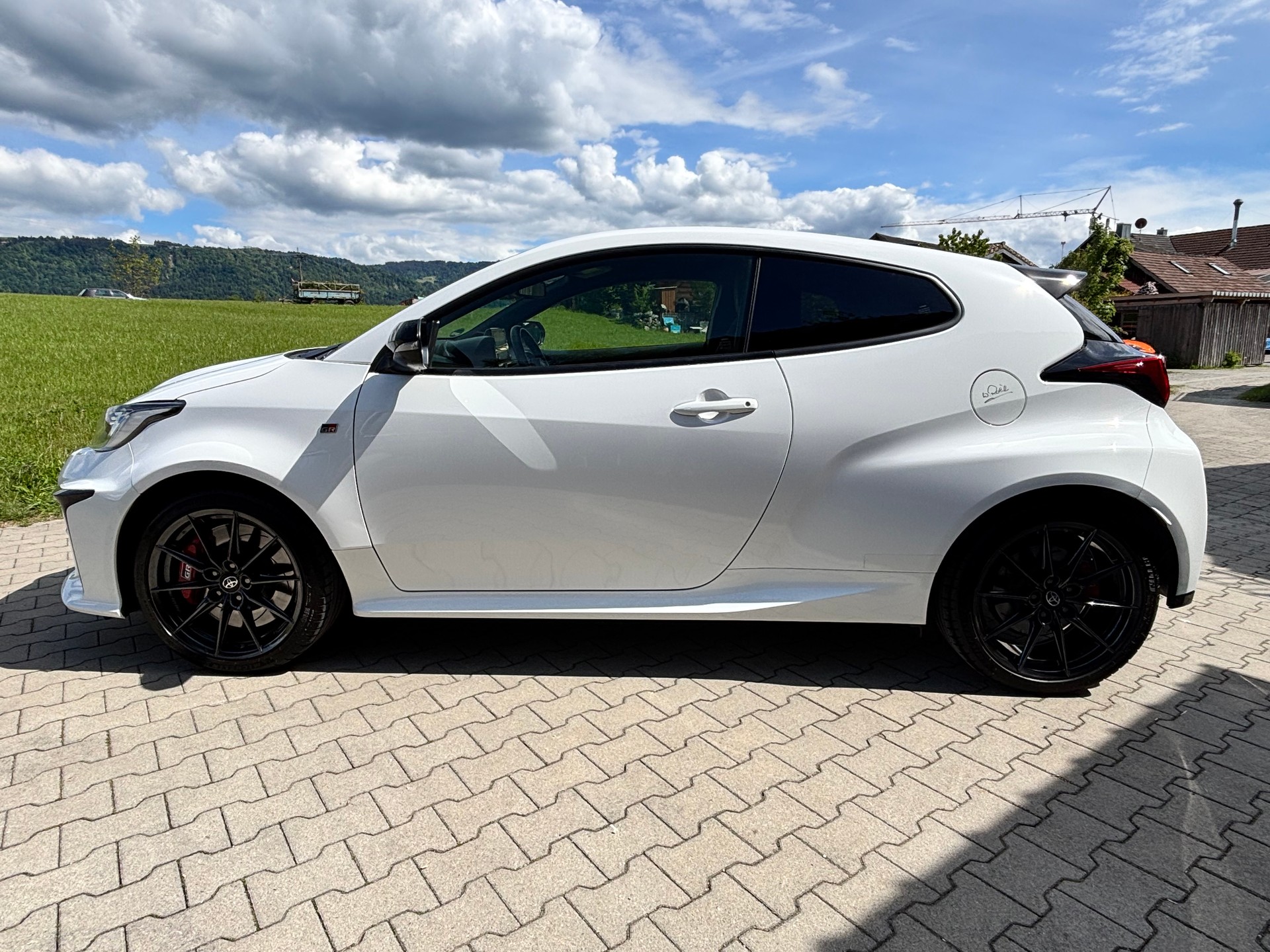 TOYOTA Toyota GR Yaris GR-Four Circuit Pack | Walter Röhrl signiert | 1. Hand | Frisch ab Service-image-11