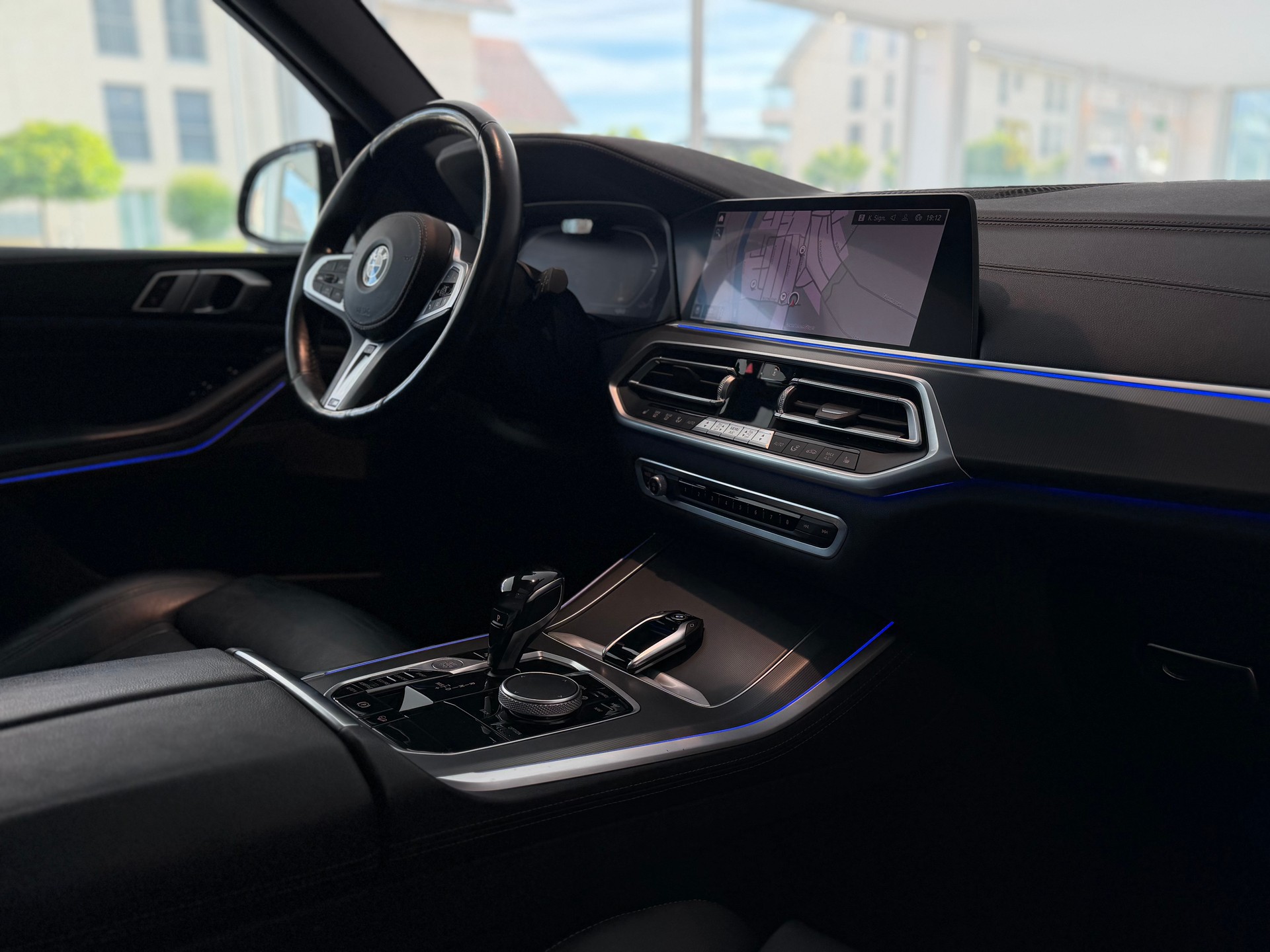 BMW X5 xDrive 48V 30d M Sport Steptronic **AHK**-image-18