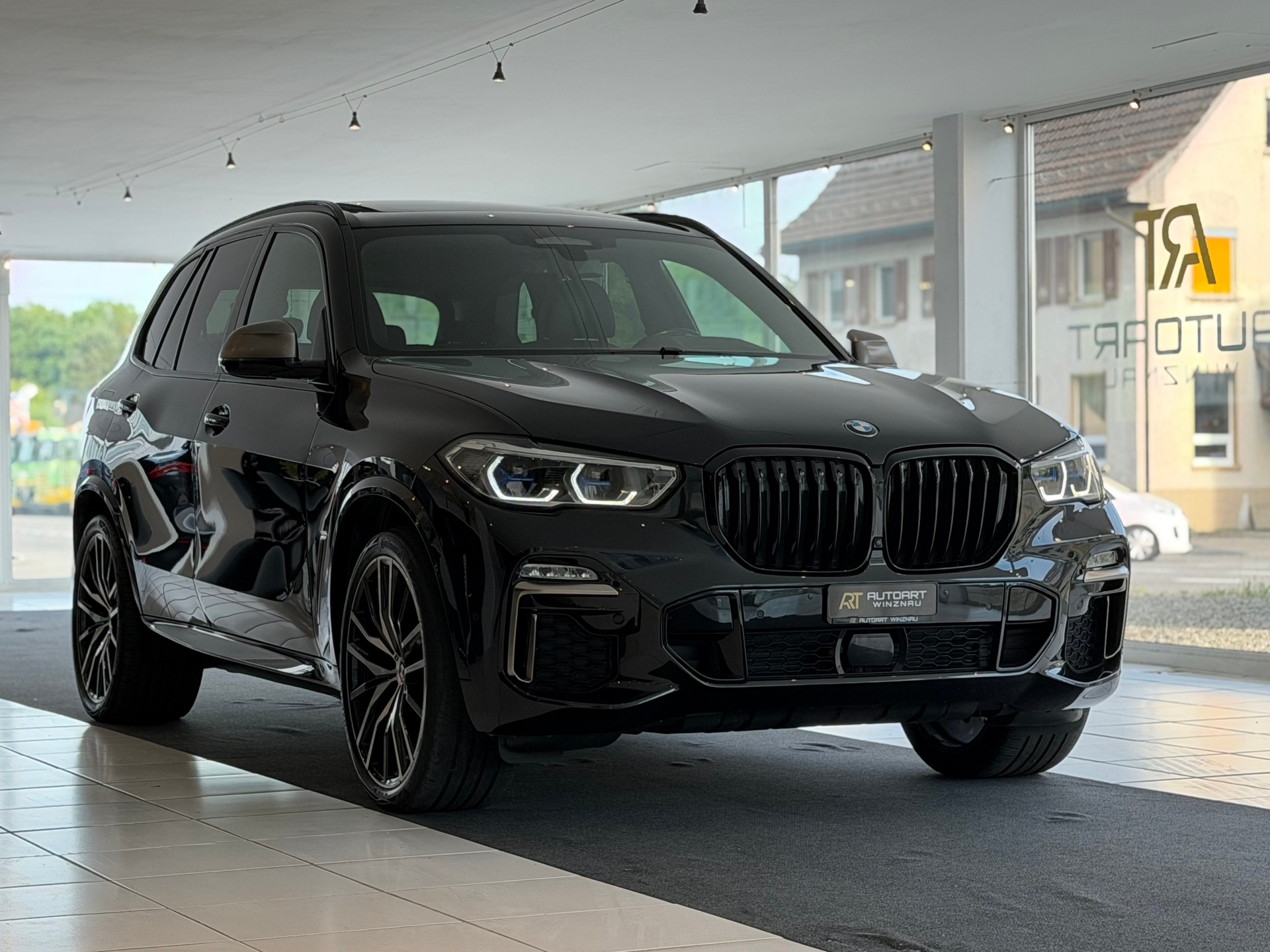 BMW X5 xDrive 48V 30d M Sport Steptronic **AHK**-showroom-element-2