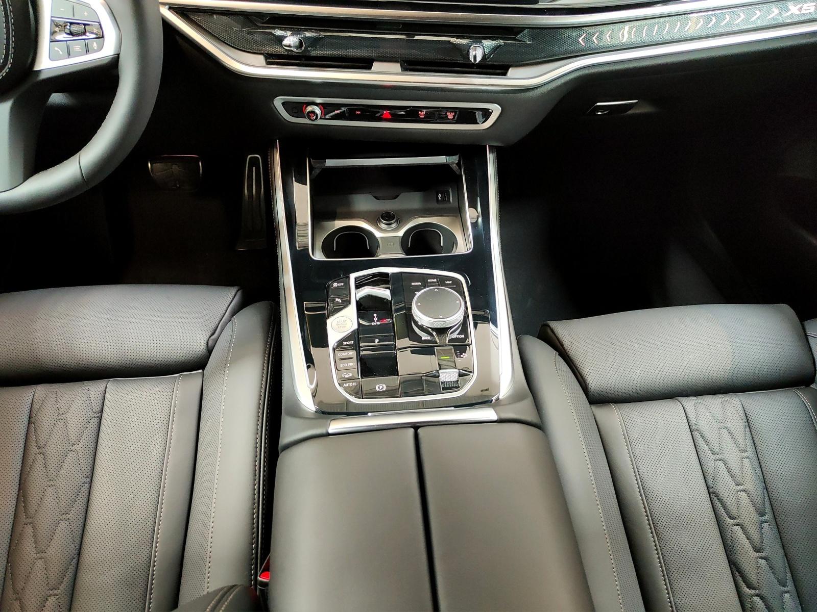 BMW X5 30d xDrive SAG-image-12