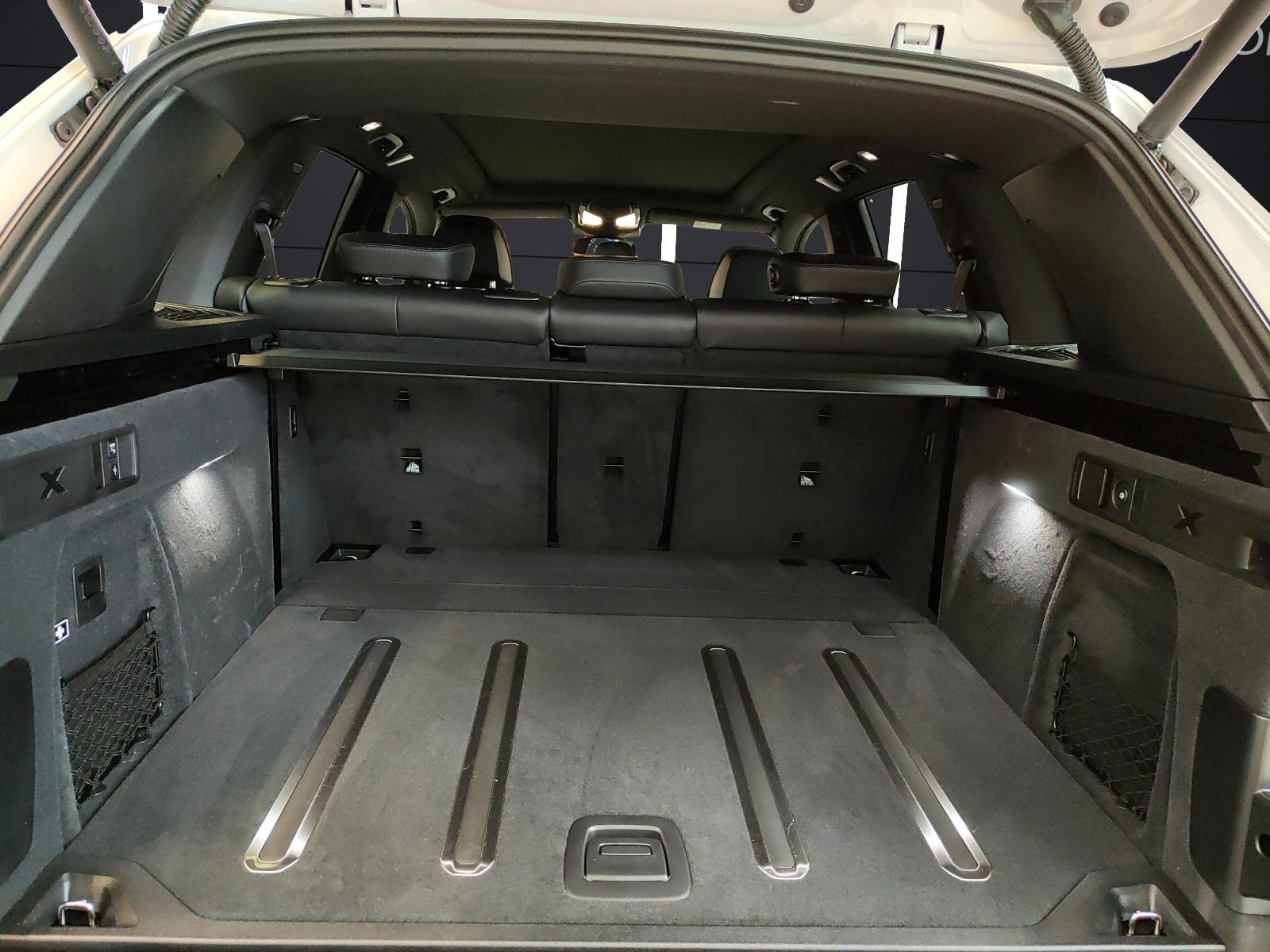 BMW X5 30d xDrive SAG-image-16