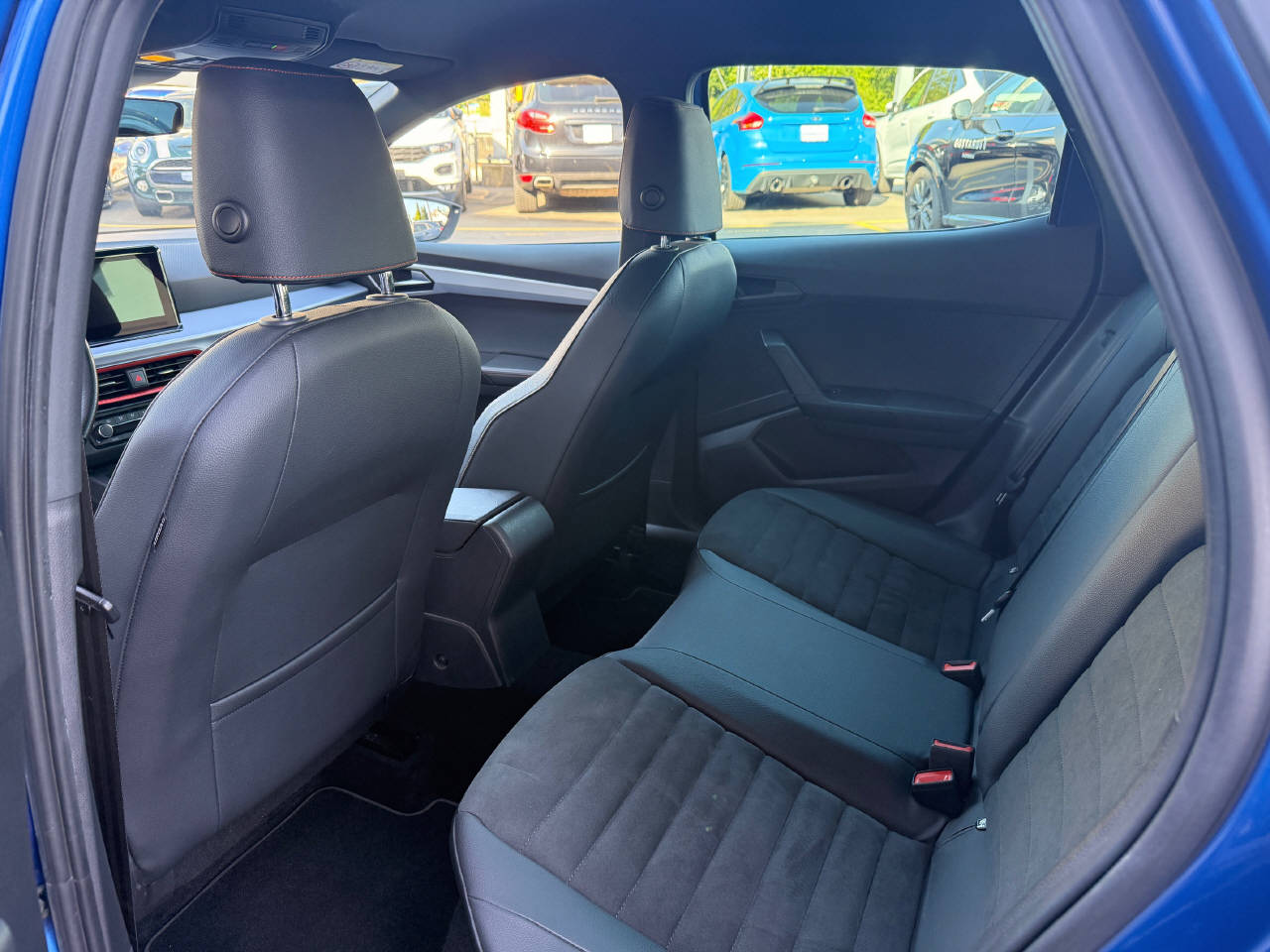 SEAT Ibiza 1.0 TSI 110 Hola FR DSG-image-8