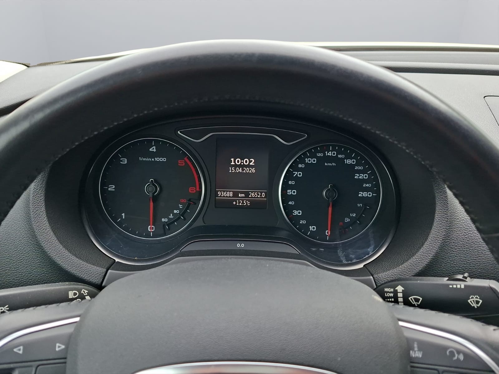 AUDI A3 Sportback 1.6 TDI Ambition S-tronic ** Service & Expertise du jour ** Frish Service & MFK ** Rabais plaques % **-image-11