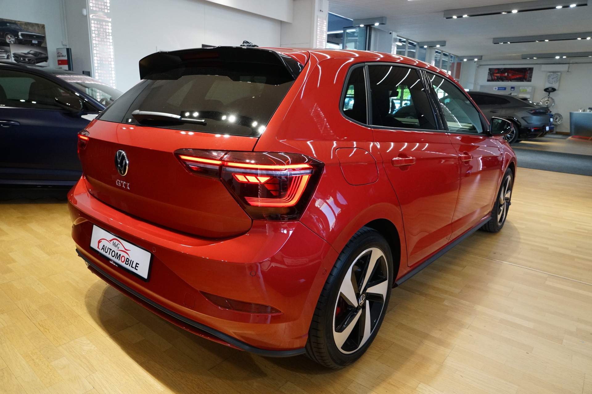 VW Polo 2.0 TSI GTI DSG Kings Red Metallic-image-7