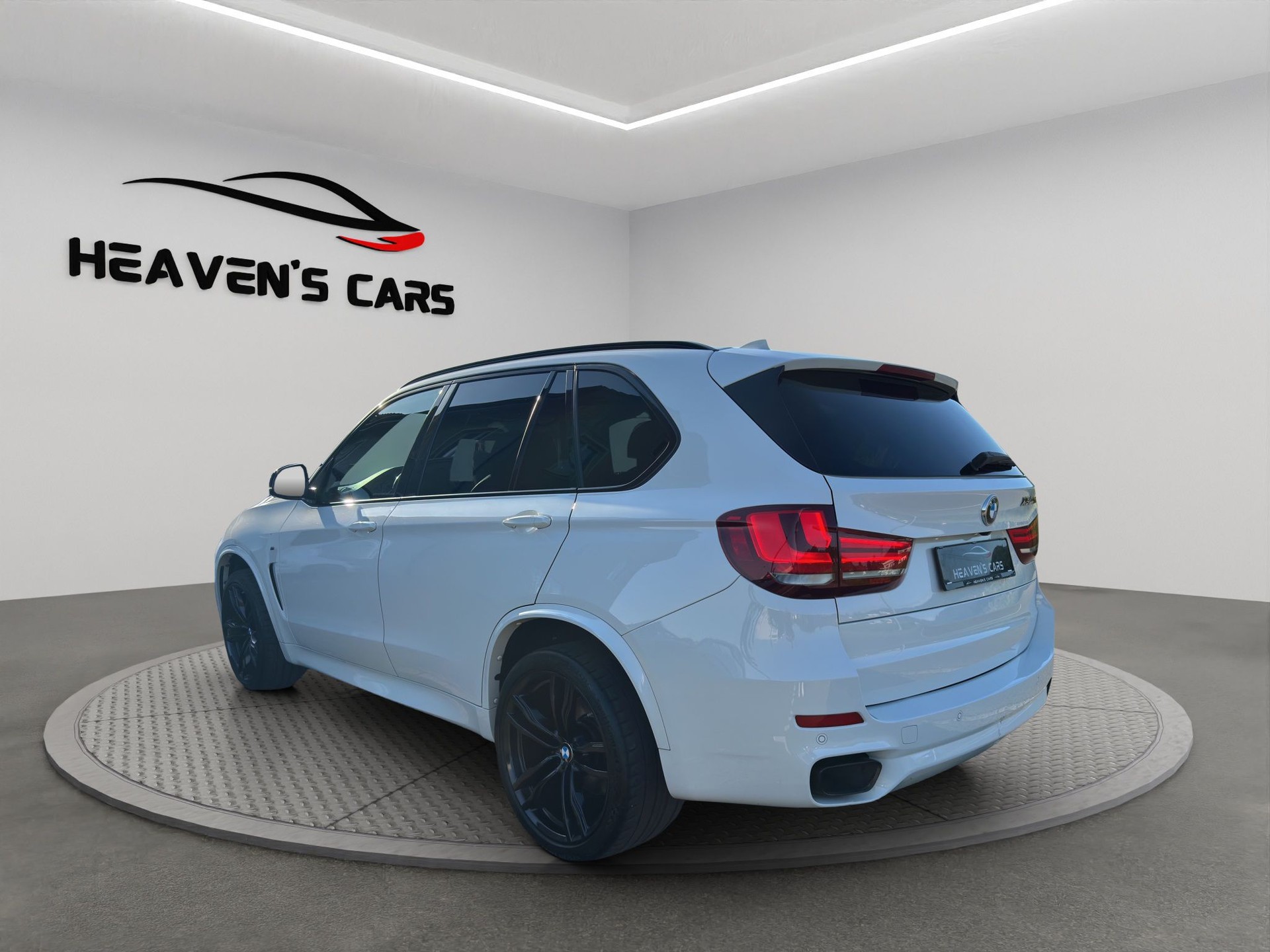 BMW X5 xDrive M50d Steptronic-showroom-element-3