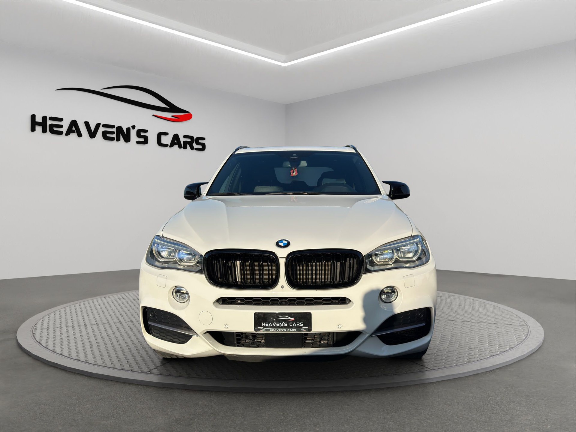 BMW X5 xDrive M50d Steptronic-showroom-element-2