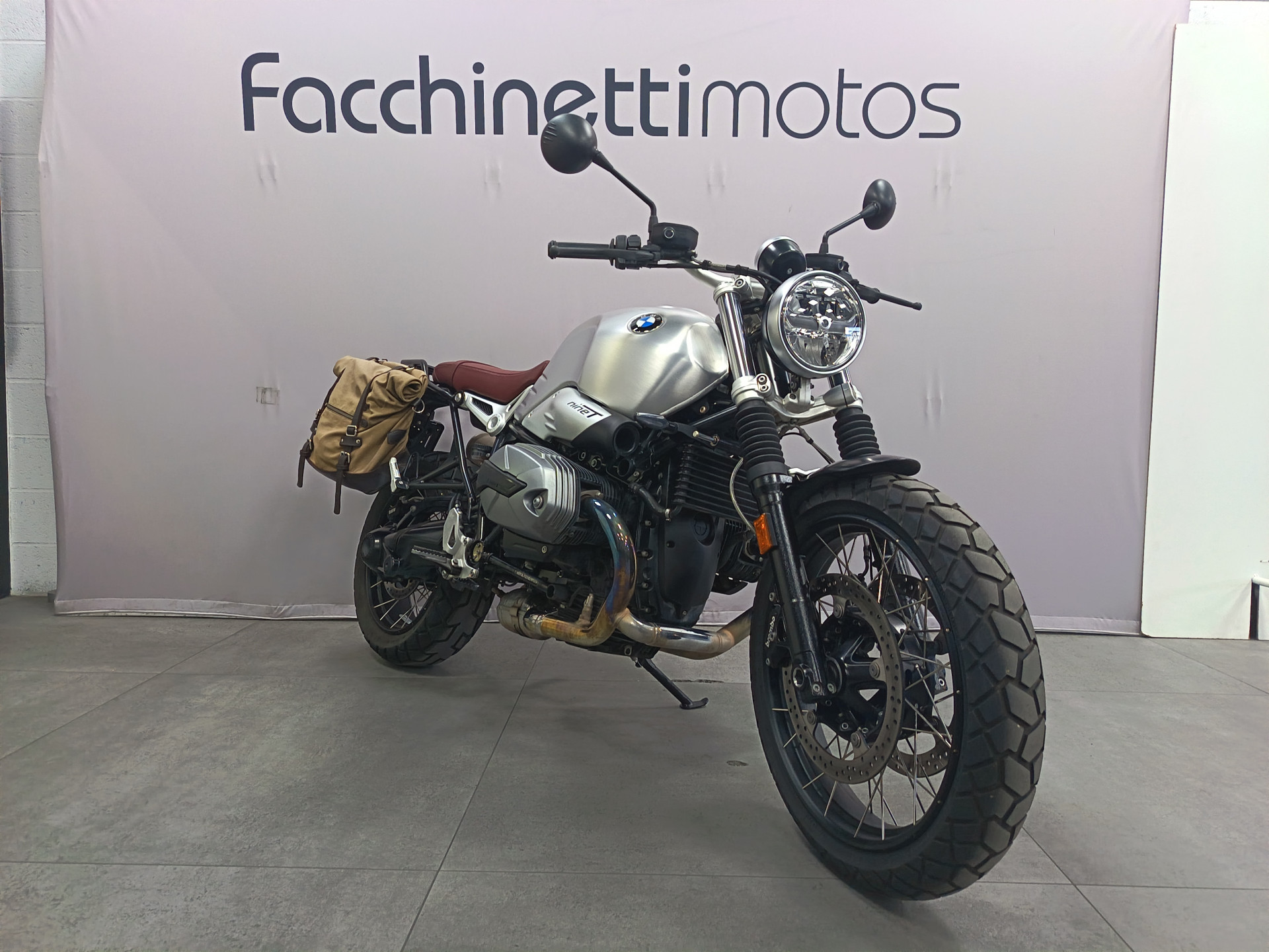 BMW R nineT Scrambler-image-1